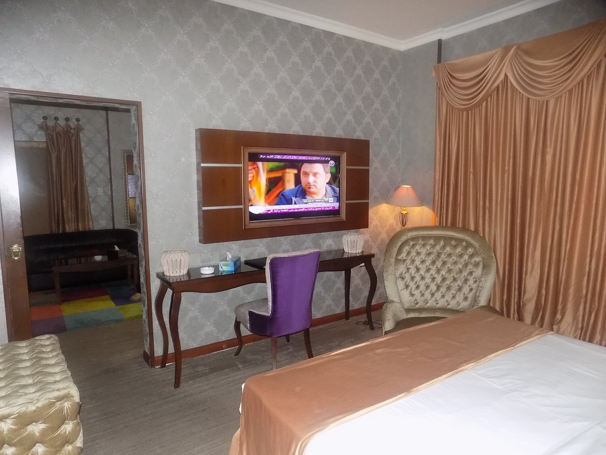 اتاق هتل Kings Park Hotel